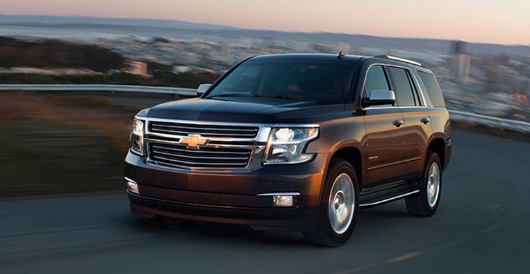 ca-2018-chevrolet-tahoe-suv-baseball-card-flyout-mm-653x382.jpg