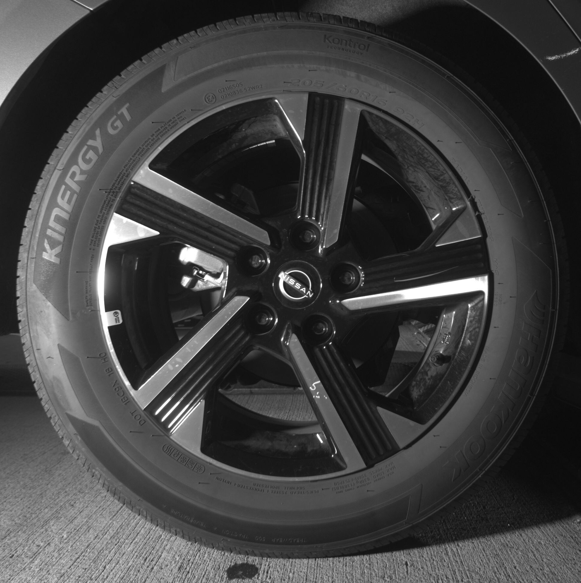 Thumbnail: 2025 Nissan Sentra - 12