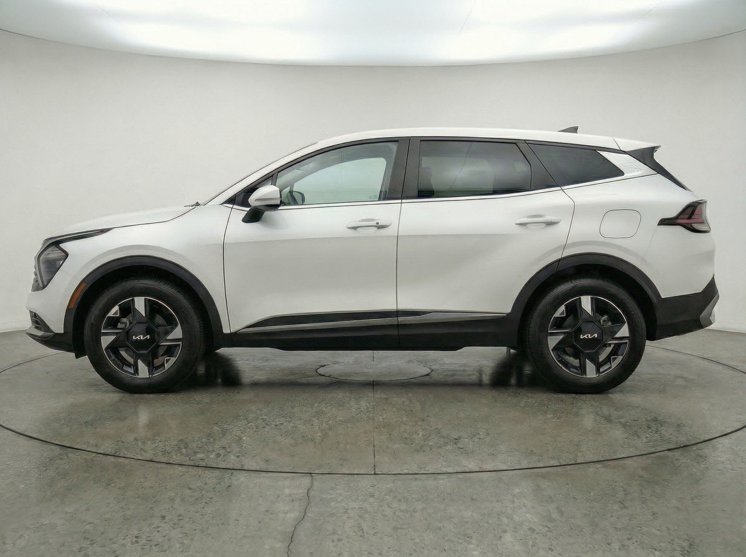 Thumbnail: 2026 Kia Sportage - 4