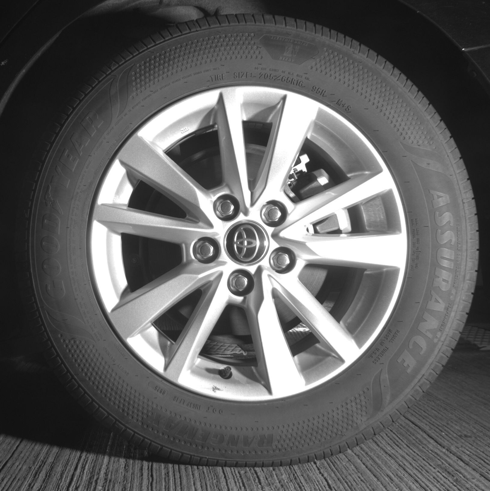 Thumbnail: 2025 Toyota Camry - 11