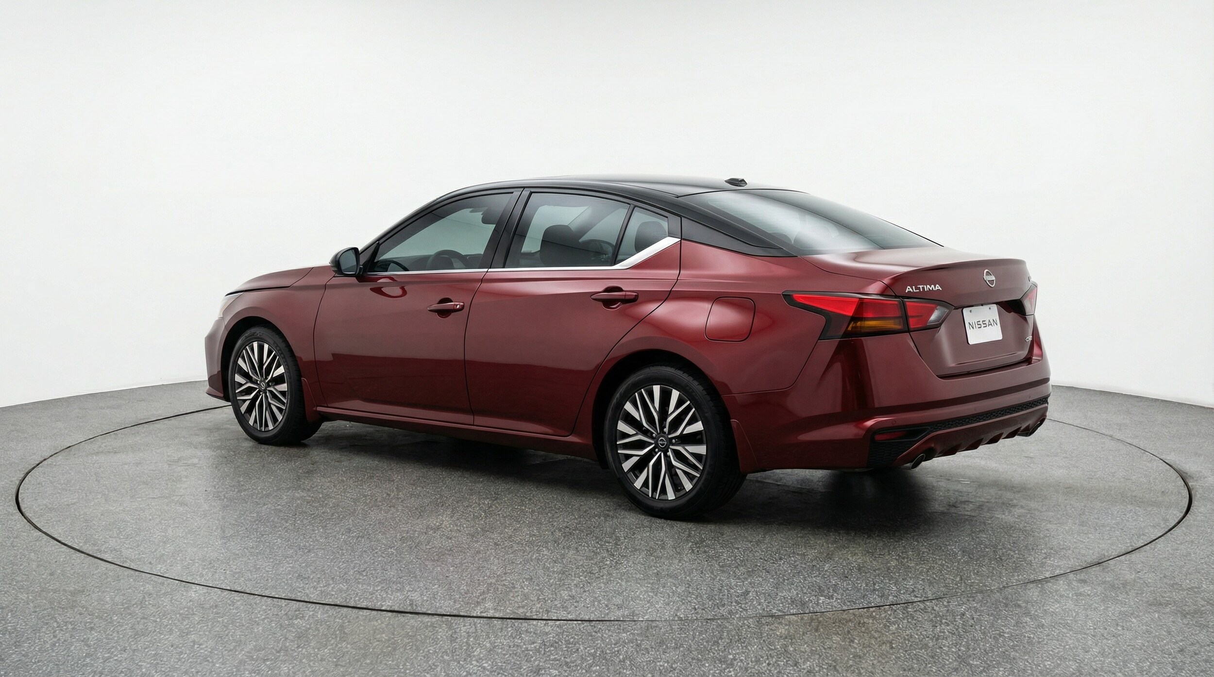 Thumbnail: 2025 Nissan Altima - 5