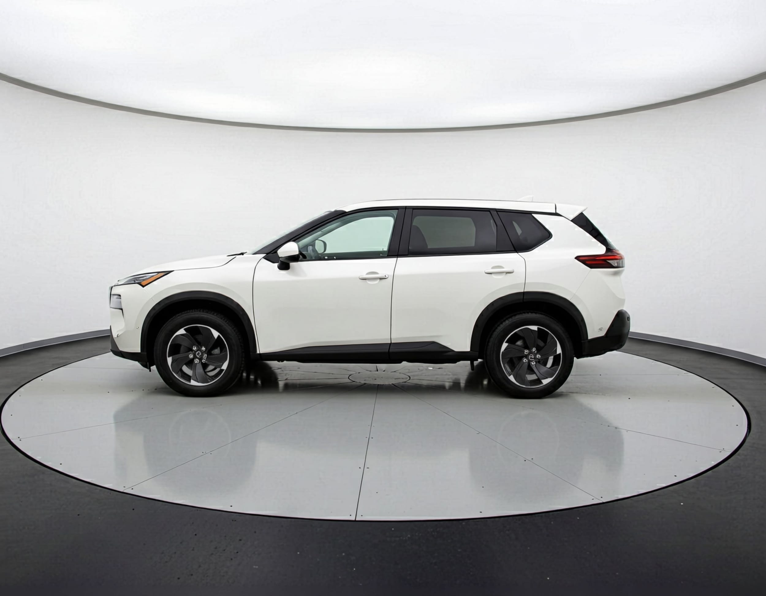 Thumbnail: 2025 Nissan Rogue - 4