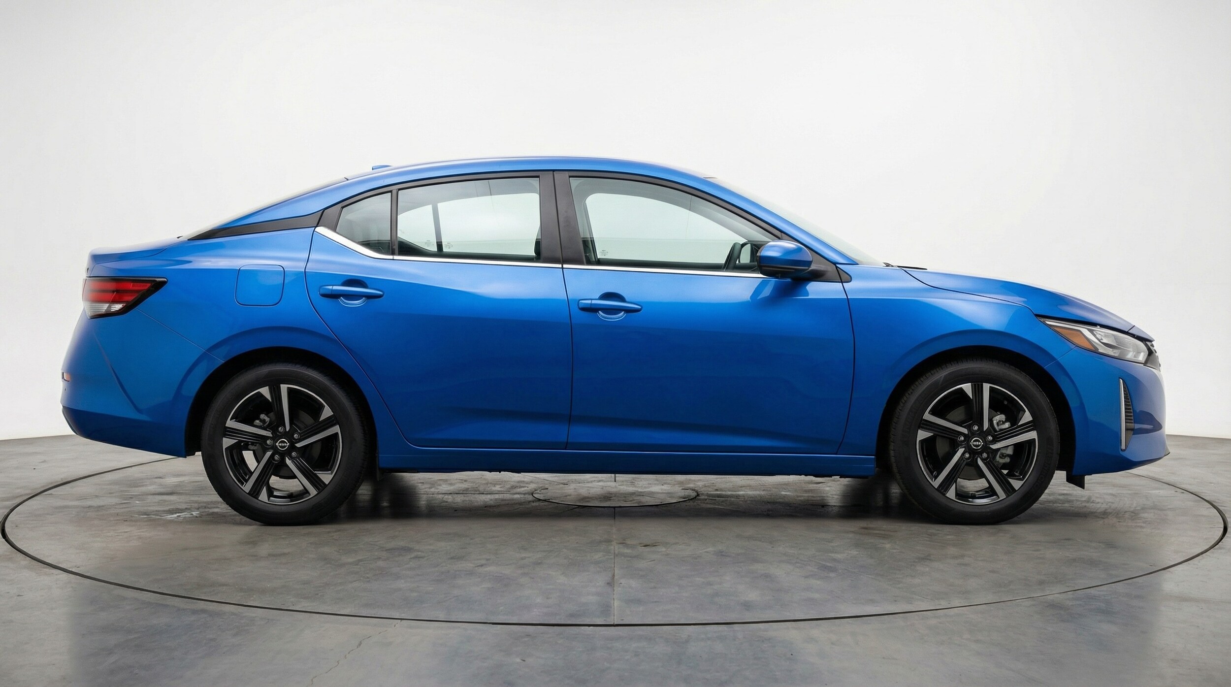 Thumbnail: 2025 Nissan Sentra - 8