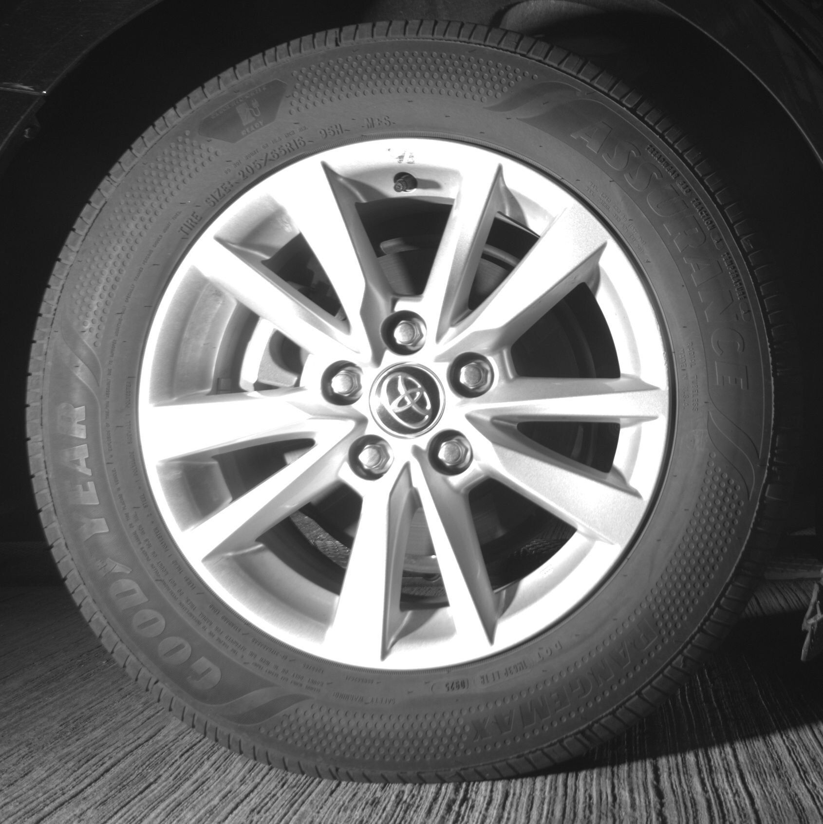 Thumbnail: 2025 Toyota Camry - 12