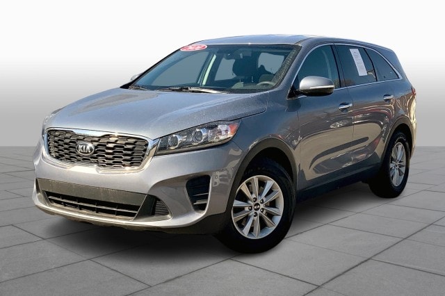 2020 Kia Sorento LX's photo