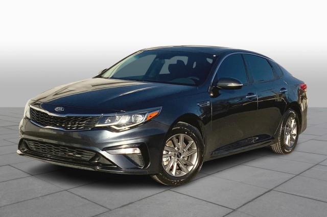 2020 Kia Optima LX's photo