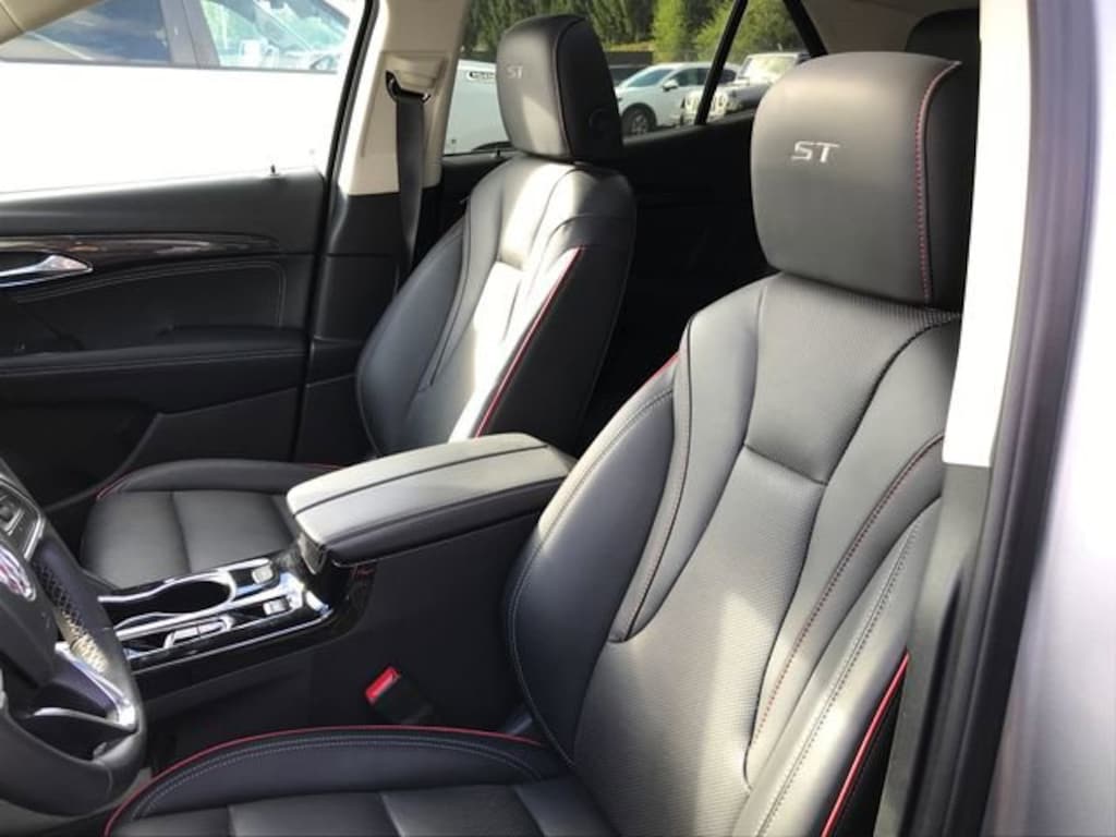 Used 2023 Buick Envision Essence SUV