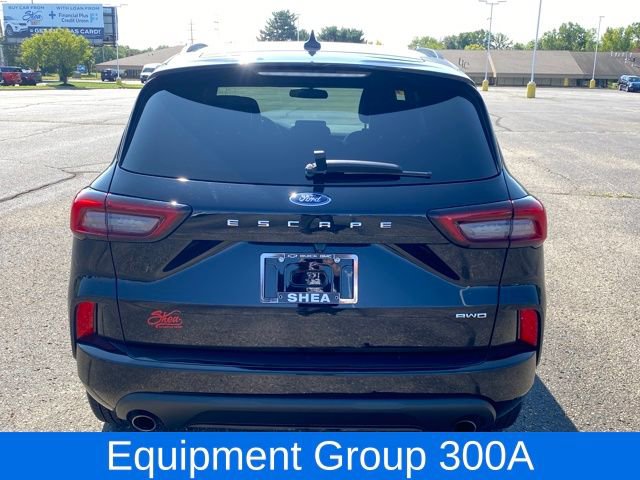 2024 Ford Escape ST-Line photo 2