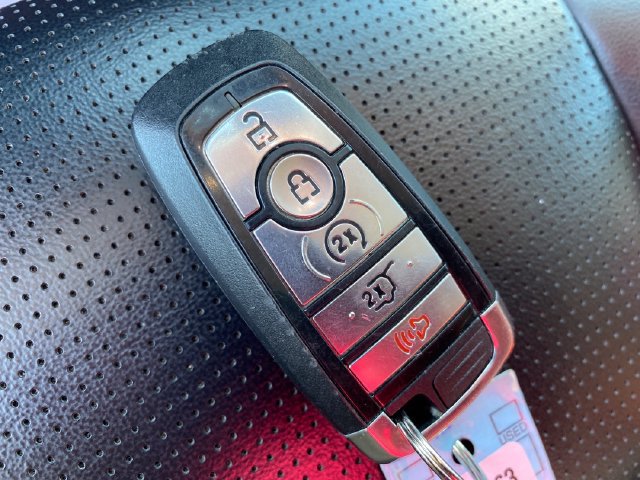2024 Ford Escape Platinum - Photo 24