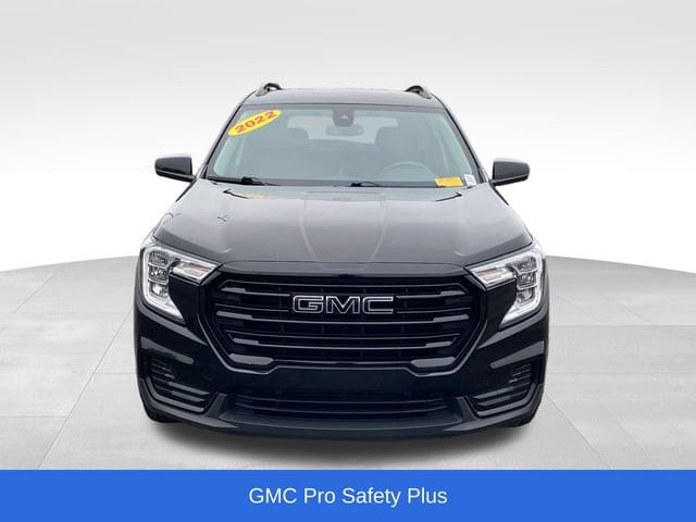 Used 2022 GMC Terrain SLE with VIN 3GKALMEV1NL249736 for sale in Flint Township, MI