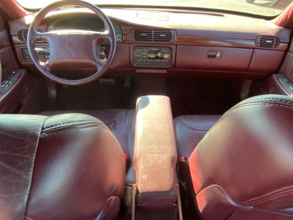 Used 1997 CADILLAC Deville  Car