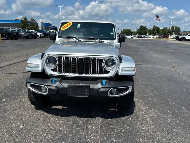 2024 Jeep Wrangler 4xe Sahara photo 2