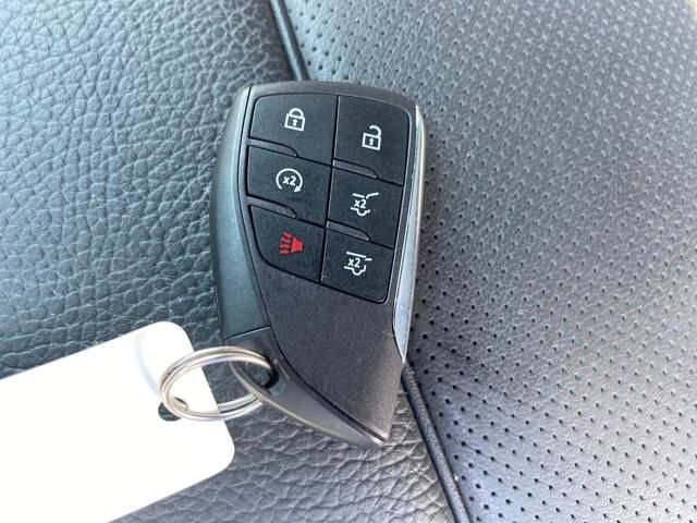 2024 Gmc Yukon Denali photo 3