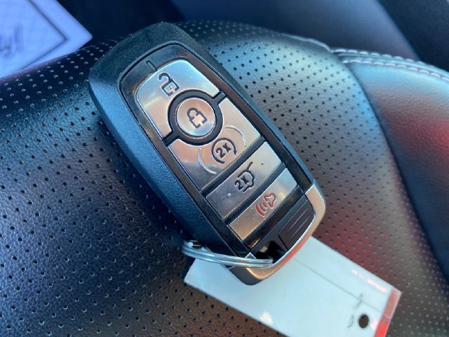 2024 Ford Escape Platinum - Photo 24