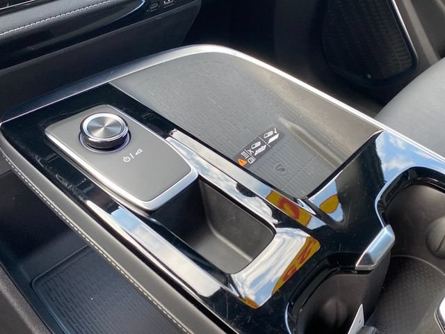 2025 Buick Enclave Preferred - Photo 14