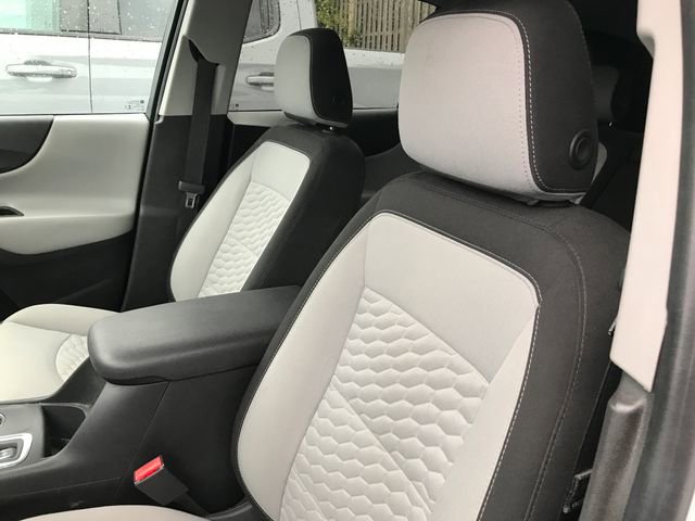 2018 Chevrolet Equinox LT photo 4