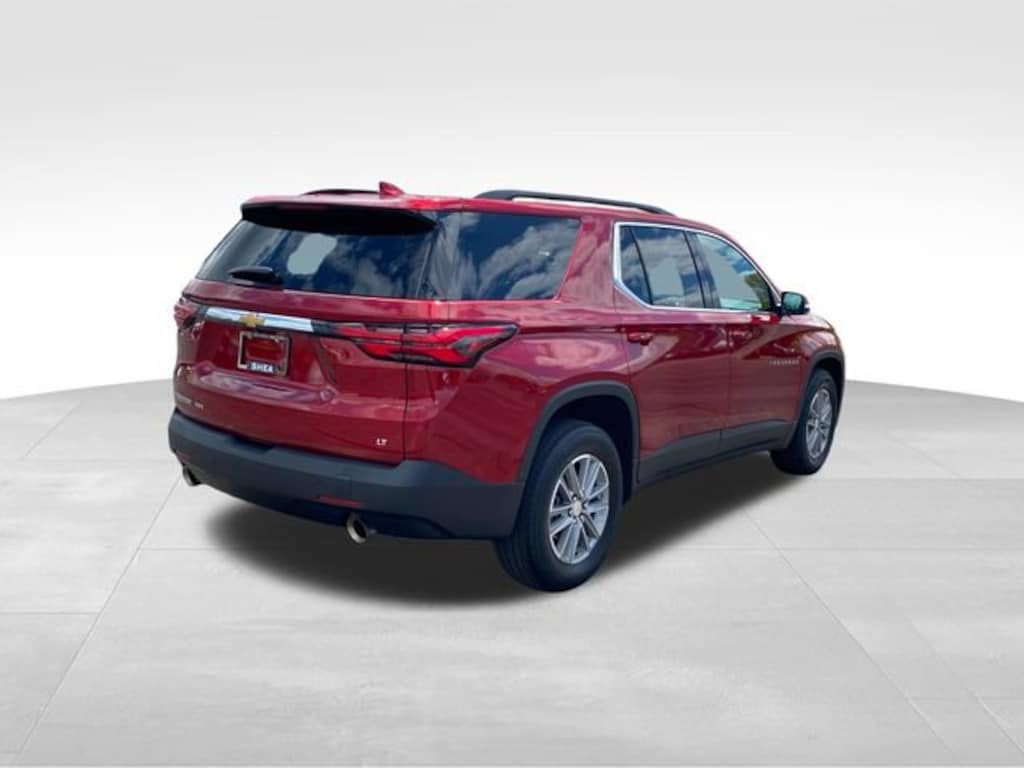 Used 2023 Chevrolet Traverse LT Cloth SUV