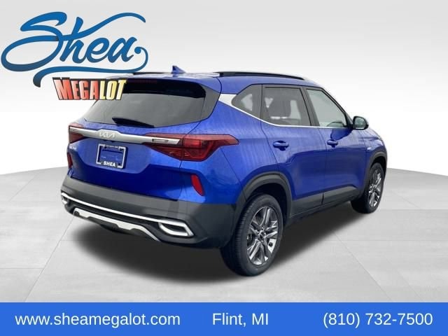 2023 Kia Seltos S's photo