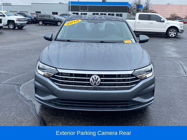 Used 2019 Volkswagen Jetta SE with VIN 3VWC57BU5KM079668 for sale in Flint Township, MI
