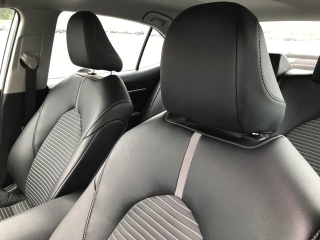 2023 Toyota Camry SE photo 4