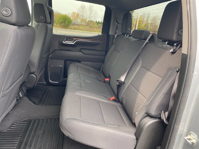 2025 Chevrolet Silverado 1500 LT - Photo 19