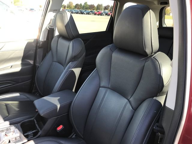 2021 Subaru Forester Touring photo 3
