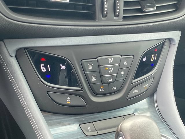 2020 Buick Envision Essence - Photo 12