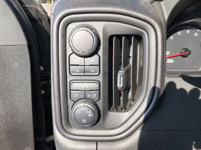 2023 Chevrolet Silverado 1500 Custom - Photo 28