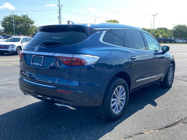 2023 Buick Enclave Essence photo 2