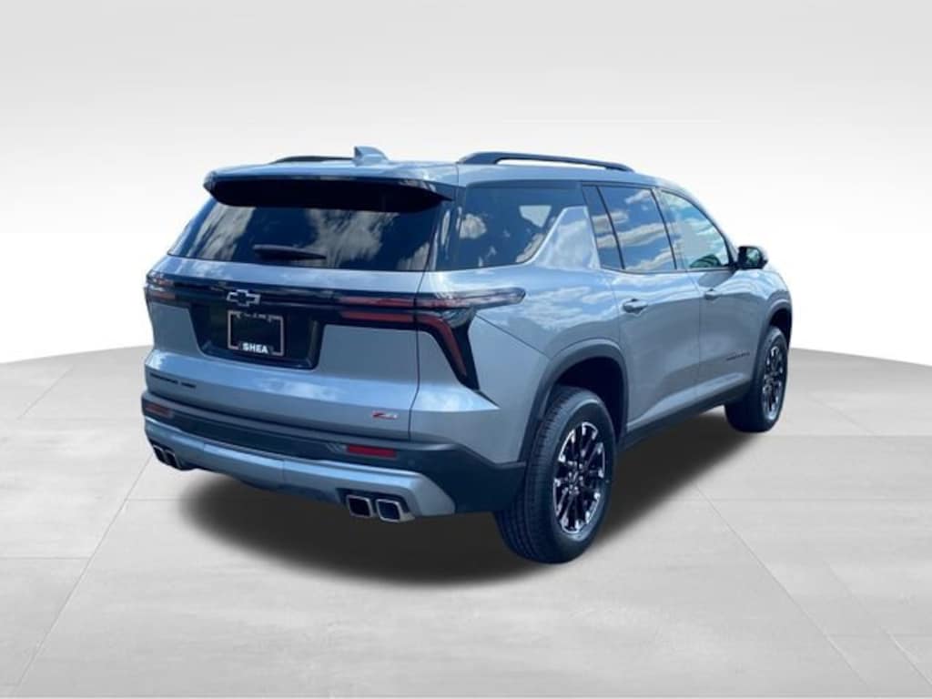 Used 2024 Chevrolet Traverse Z71 SUV