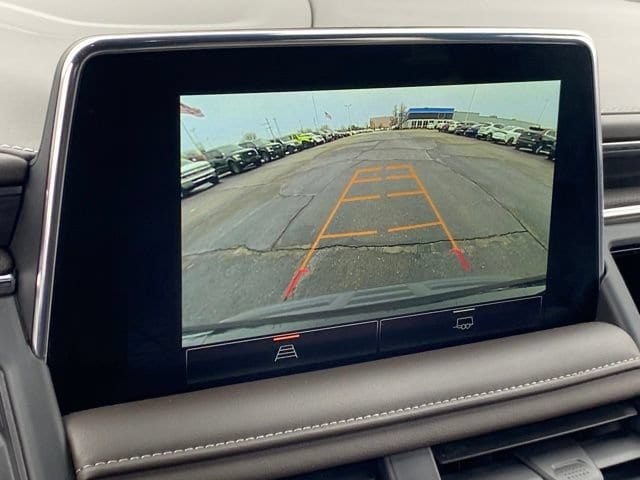 2024 GMC Yukon SLT - Photo 11