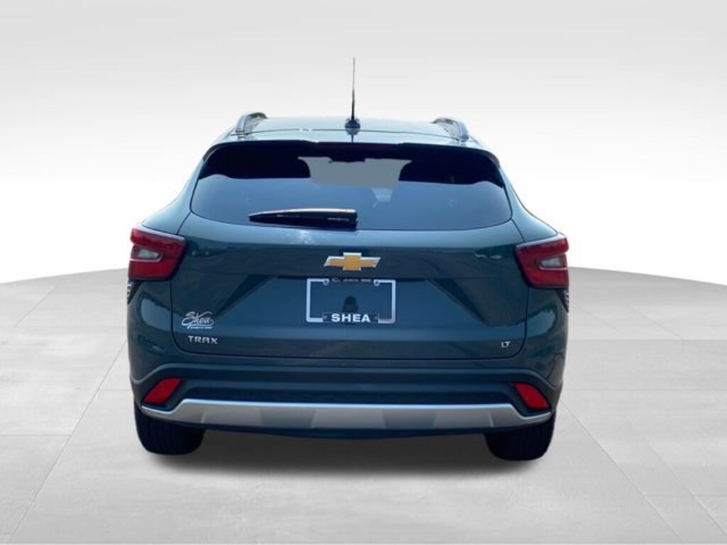 Used 2025 Chevrolet Trax LT SUV