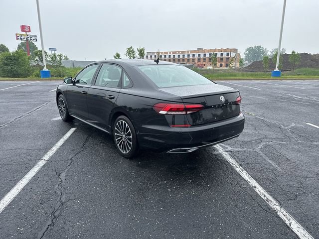 2022 Volkswagen Passat 2.0T Limited photo 2