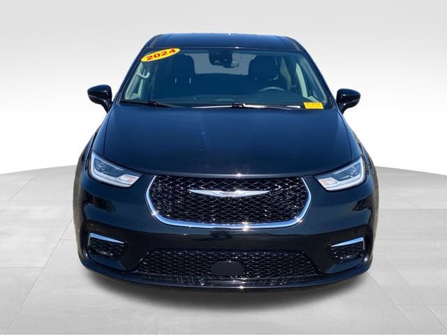 2C4RC1BG3RR136222
