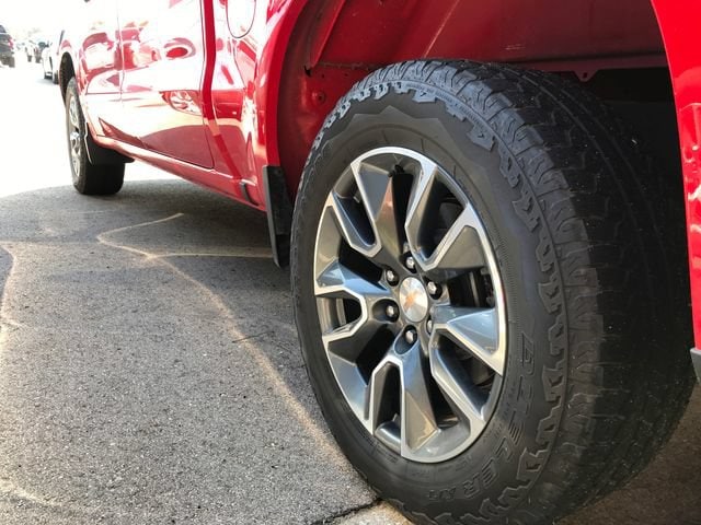 2025 Chevrolet Silverado 1500 LT - Photo 36