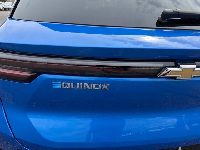 2024 Chevrolet Equinox EV LT - Photo 16