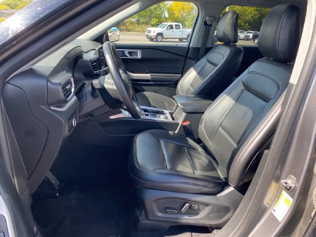 2023 Ford Explorer XLT - Photo 17