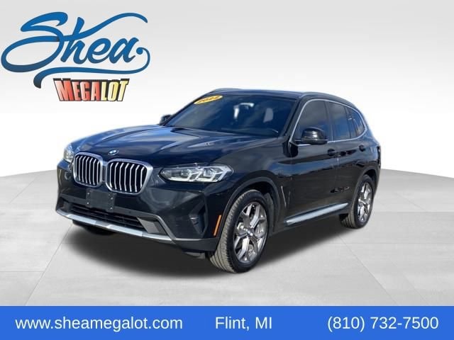 2022 BMW X3 xDrive30i's photo