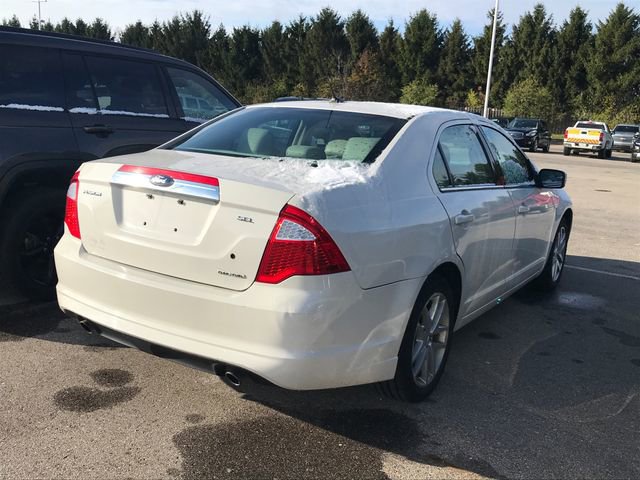 2012 Ford Fusion SEL photo 2