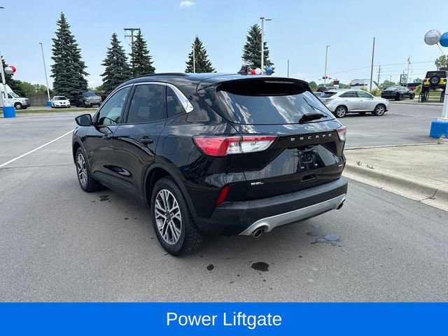 2021 Ford Escape SEL photo 3