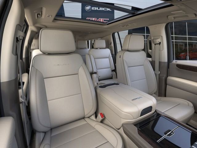 2026 GMC Yukon XL Denali - Photo 17