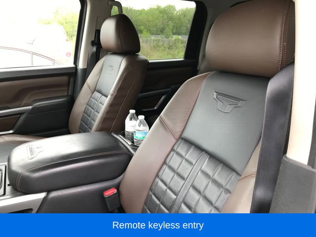 2017 Nissan Titan S photo 3
