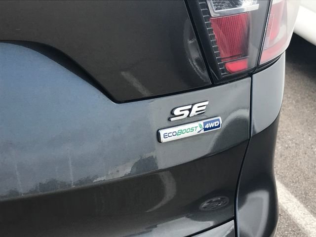2017 Ford Escape SE photo 3