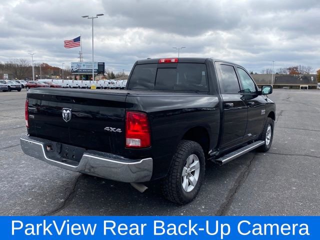 2017 Ram 1500 SLT photo 3