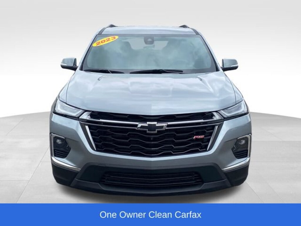 Used 2023 Chevrolet Traverse RS SUV