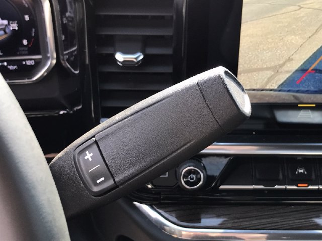 2024 Chevrolet Silverado 1500 LT - Photo 13