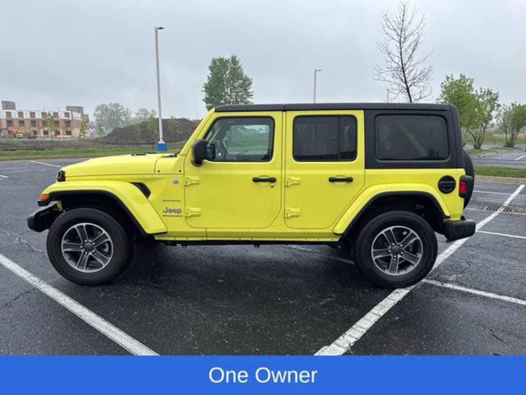 Used 2023 Jeep Wrangler