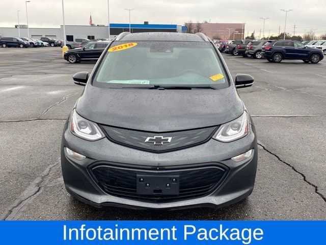 Used 2018 Chevrolet Bolt EV Premier with VIN 1G1FX6S04J4138939 for sale in Flint Township, MI