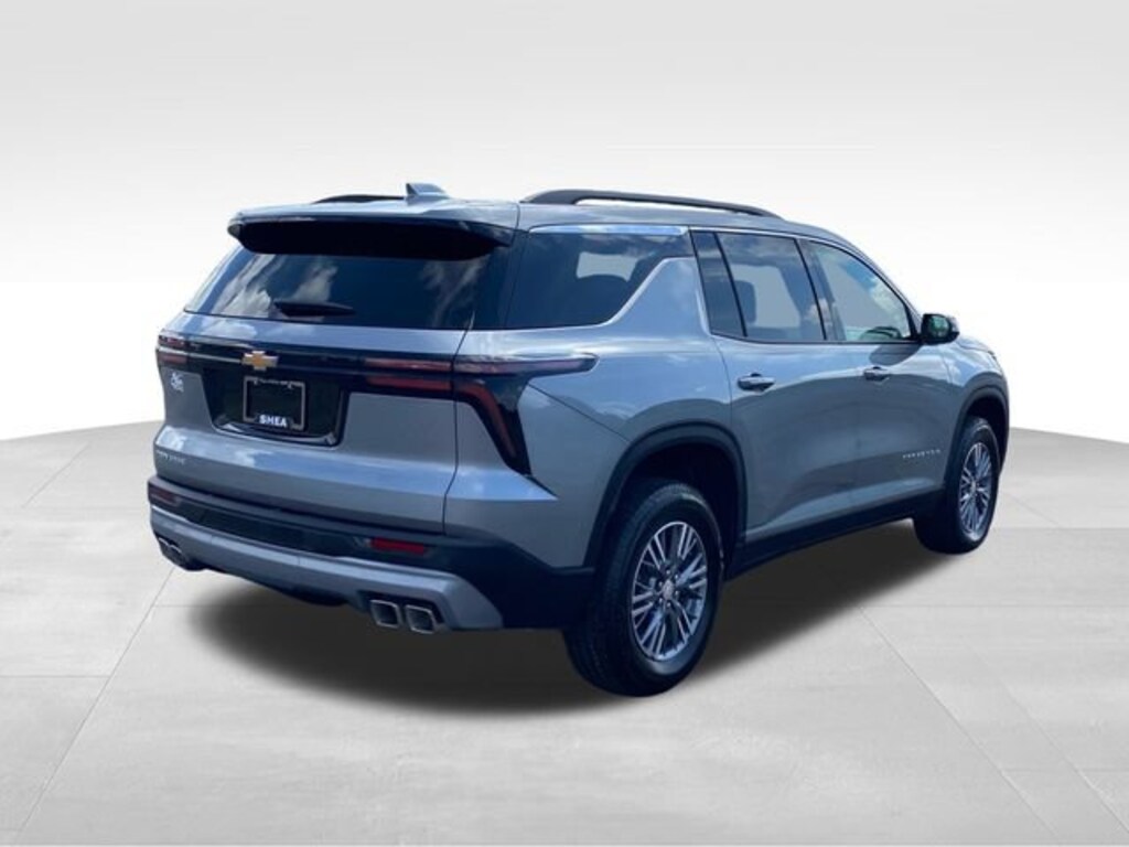 Used 2026 Chevrolet Traverse LT SUV