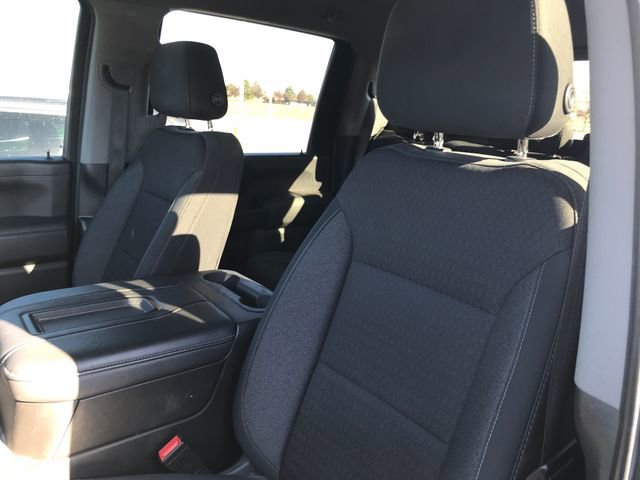 2020 Chevrolet Silverado 2500HD LT photo 4